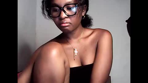 Snapshot of ellah245 chatting on 04/30/26, 10:58 ellah245 online show from 04/30/26, 10:58