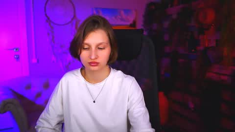 Ella online show from 05/12/26, 06:05