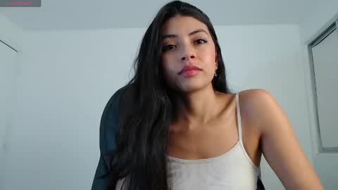 Ella Amoneth online show from 04/21/26, 02:51