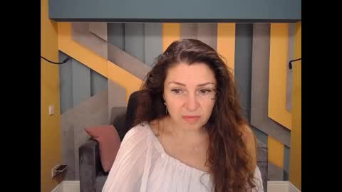 EllaLongs online show from 12/06/24, 12:27