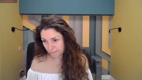 EllaLongs online show from 12/14/24, 12:44