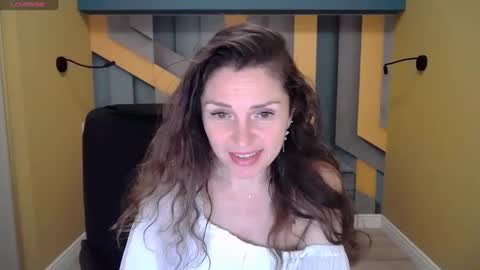 EllaLongs online show from 12/22/24, 12:49