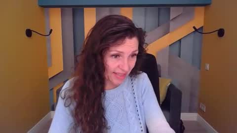 EllaLongs online show from 05/05/26, 11:29