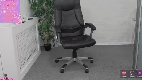           online show from 05/11/26, 04:04