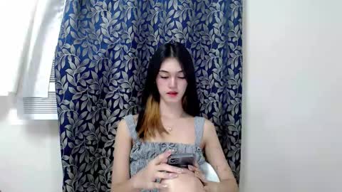 Snapshot of ellamiller69 chatting on 09/18/25, 09:39 ELLA online show from 09/18/25, 09:39