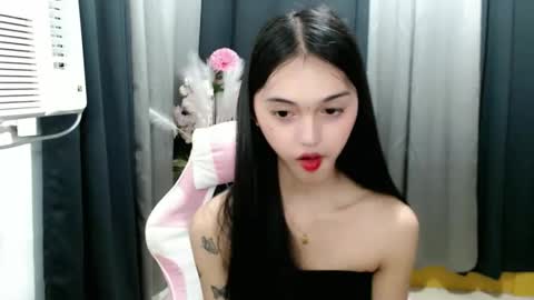 ELLA online show from 05/06/26, 03:28