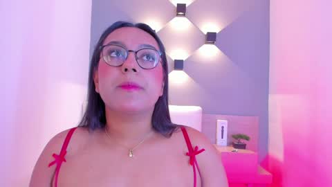 Ella online show from 01/13/25, 04:39