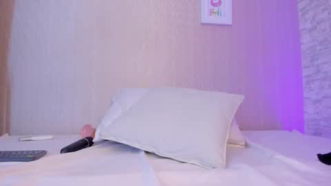 Ella online show from 02/14/25, 10:38