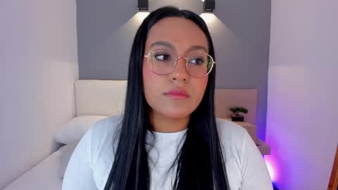 Ella online show from 02/18/25, 04:58