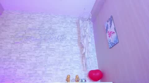 Ella online show from 02/25/25, 10:58