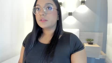 Ella online show from 10/16/25, 11:11