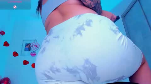 Snapshot of ellarosee_ chatting on 02/18/26, 06:37 ellarosee_ online show from 02/18/26, 06:37