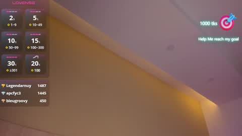 Snapshot of ellathorne chatting on 02/20/25, 01:46 EllaThorne online show from 02/20/25, 01:46