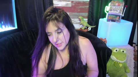 ELLE online show from 02/08/25, 02:36