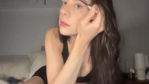 Snapshot of elle67 chatting on 11/04/25, 10:25 Elle67 online show from 11/04/25, 10:25