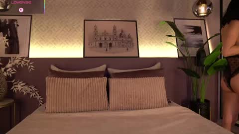 Elle Diane online show from 04/27/26, 12:30