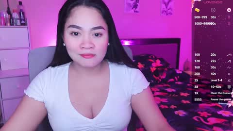 Snapshot of elleelle123 chatting on 12/26/24, 12:49 Ann online show from 12/26/24, 12:49