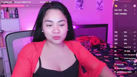 Snapshot of elleelle123 chatting on 01/06/25, 04:23 Ann online show from 01/06/25, 04:23