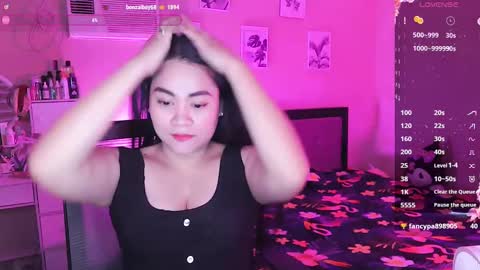 Snapshot of elleelle123 chatting on 02/12/25, 02:14 Ann online show from 02/12/25, 02:14