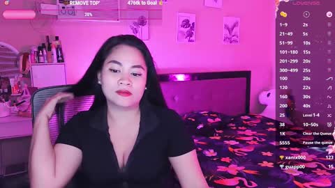 Snapshot of elleelle123 chatting on 02/18/25, 09:21 Ann online show from 02/18/25, 09:21