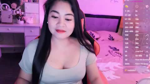 Snapshot of elleelle123 chatting on 09/24/25, 02:15 Ann online show from 09/24/25, 02:15