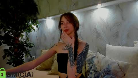 Snapshot of ellen_hops chatting on 06/04/26, 02:39 Ellen online show from 06/04/26, 02:39