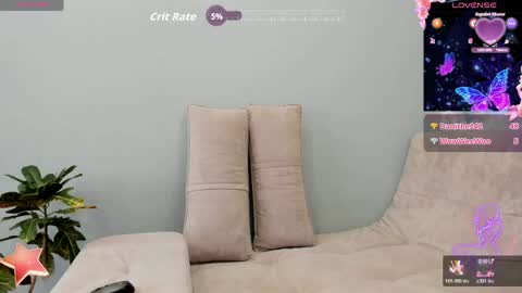 Snapshot of ellen_rosi chatting on 05/16/26, 03:03 rosi online show from 05/16/26, 03:03