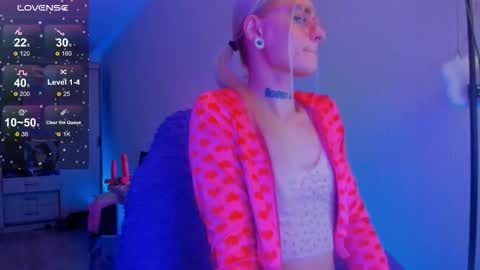 Snapshot of elli_26 chatting on 01/17/26, 03:39 Ellie online show from 01/17/26, 03:39