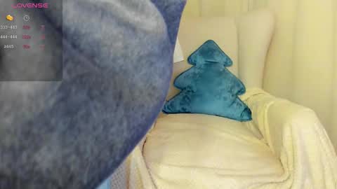 elli_anderson online show from 12/22/25, 02:41