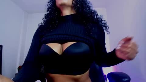  Ellie   online show from 09/30/25, 02:00