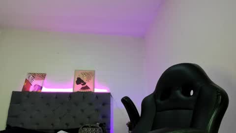  Ellie   online show from 10/16/25, 11:55