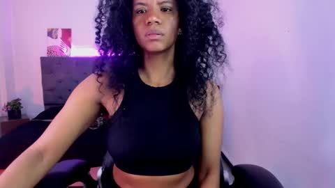  Ellie   online show from 11/20/25, 03:23