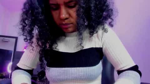  Ellie   online show from 12/17/25, 03:18