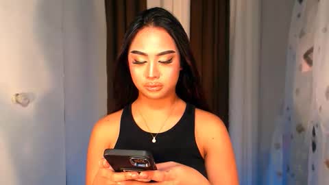 Snapshot of elliecummers chatting on 12/01/25, 06:57 ellie online show from 12/01/25, 06:57