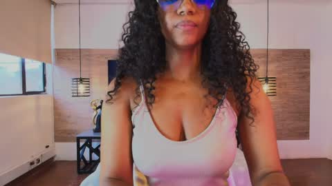 elliee_alves online show from 04/09/26, 06:46