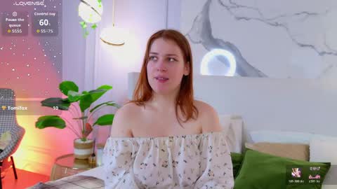 elliegarson__ online show from 06/01/26, 05:25