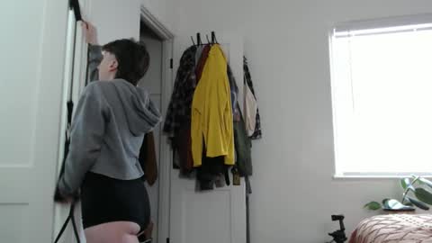 Ellie Rowyn online show from 05/04/26, 06:37