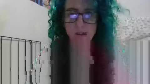 Snapshot of elliohh chatting on 04/28/26, 12:54 Elliohh online show from 04/28/26, 12:54