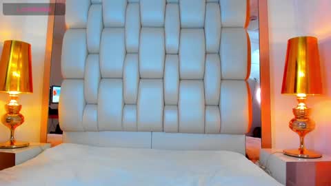 E L L I O T    V E L E Z online show from 02/07/25, 11:34