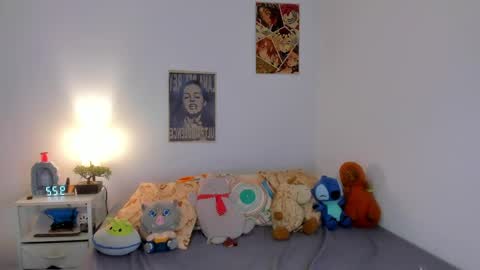 Snapshot of elliotvolkov chatting on 04/25/26, 03:20 elliotvolkov online show from 04/25/26, 03:20