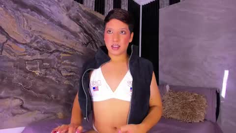 Ellis  online show from 09/24/25, 02:26