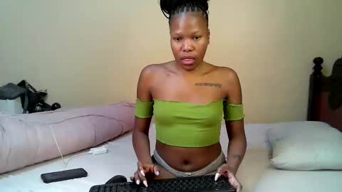 elllanna online show from 10/02/25, 11:12