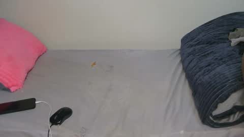 elllanna online show from 12/04/25, 06:23