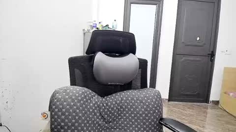 Snapshot of ellsa9x chatting on 07/06/26, 03:25 ellsa9x online show from 07/06/26, 03:25