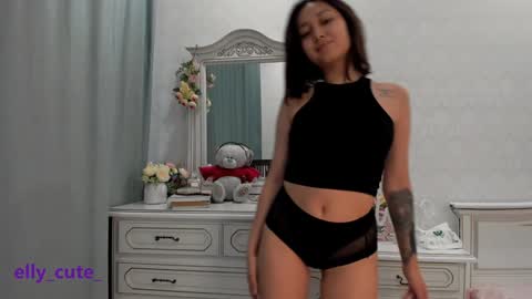 Elly Cute  online show from 12/04/24, 03:26