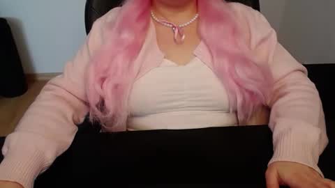 Snapshot of elly_petite chatting on 03/26/26, 07:47 Elly online show from 03/26/26, 07:47