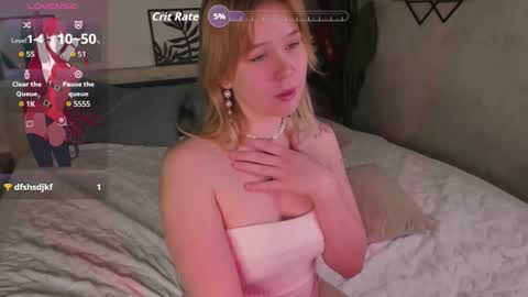 ellya_castro online show from 10/04/25, 12:30