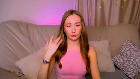 Snapshot of ellycolins_ chatting on 03/15/26, 03:23 Elly online show from 03/15/26, 03:23