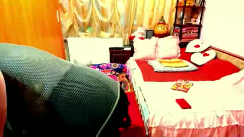 Snapshot of ellyhot53 chatting on 02/27/26, 03:12 ellyhot53 online show from 02/27/26, 03:12