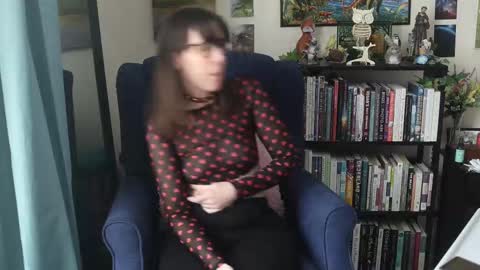 Snapshot of ellynaomi chatting on 02/14/25, 06:29 Elly Naomi online show from 02/14/25, 06:29